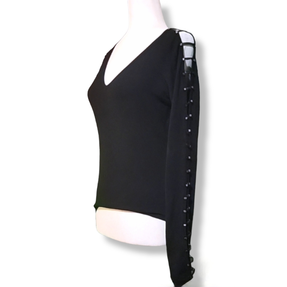 Gill Amour Creations V-neck Silver Square Studs & Cut-out Sleeves Sweater-Medium
